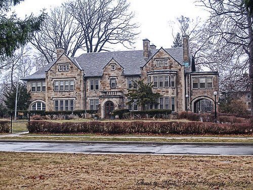 English Manor